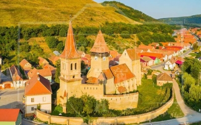 Evadare de la oraș și căldură, în weekend: plimbări în natură, picnic și ateliere meșteșugărești la Șeica Mică, toate gratis