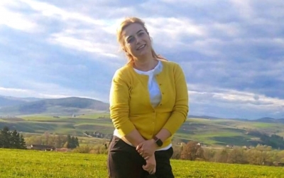 Femeia care a murit în accidentul de la Porumbacu de Jos era directorul juridic al fundației Conservation Carpathia. Colegii își iau rămas bun