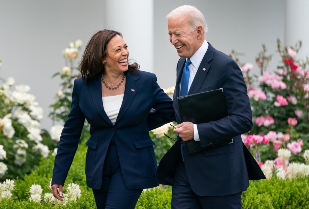 Preşedintele american Joe Biden a anunţat că renunţă să se prezinte la alegerile prezidenţiale din 2024