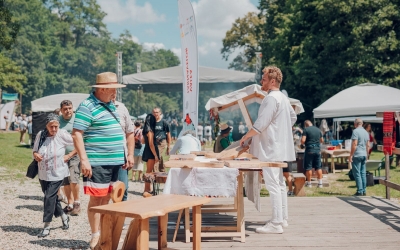 Programul zilei de sâmbătă la AstraMulticultural: festival de muzică și dansuri, ateliere educaționale, maraton gastronomic și plimbări cu barca pe lac