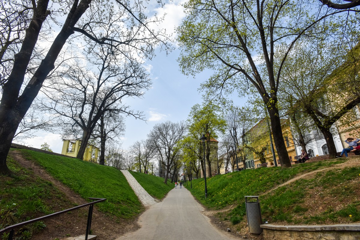 Temperaturi în scădere, în județ: cel mult 25 de grade Celsius, astăzi
