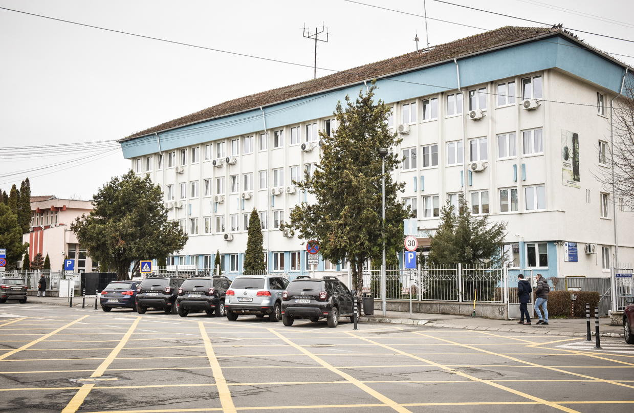 Poliția Sibiu își schimbă sediul, pe durata modernizării, și caută să închirieze un imobil cu minim 25 de încăperi și cel puțin 10 locuri de parcare