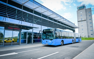 Peste 600 de călători au folosit autobuzul de la aeroport pentru a merge spre oraș, în prima lună de funcționare a traseului 11
