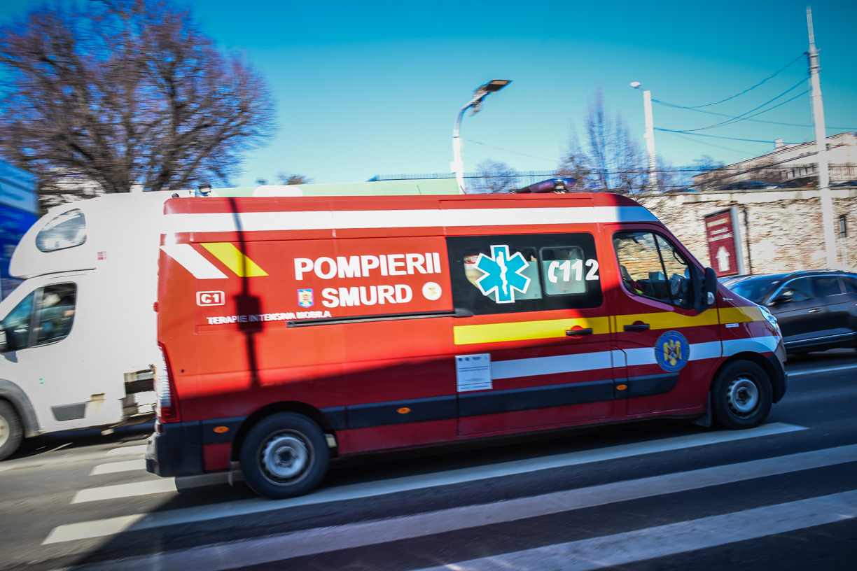 Un motociclist a fost rănit într-un accident DN 1