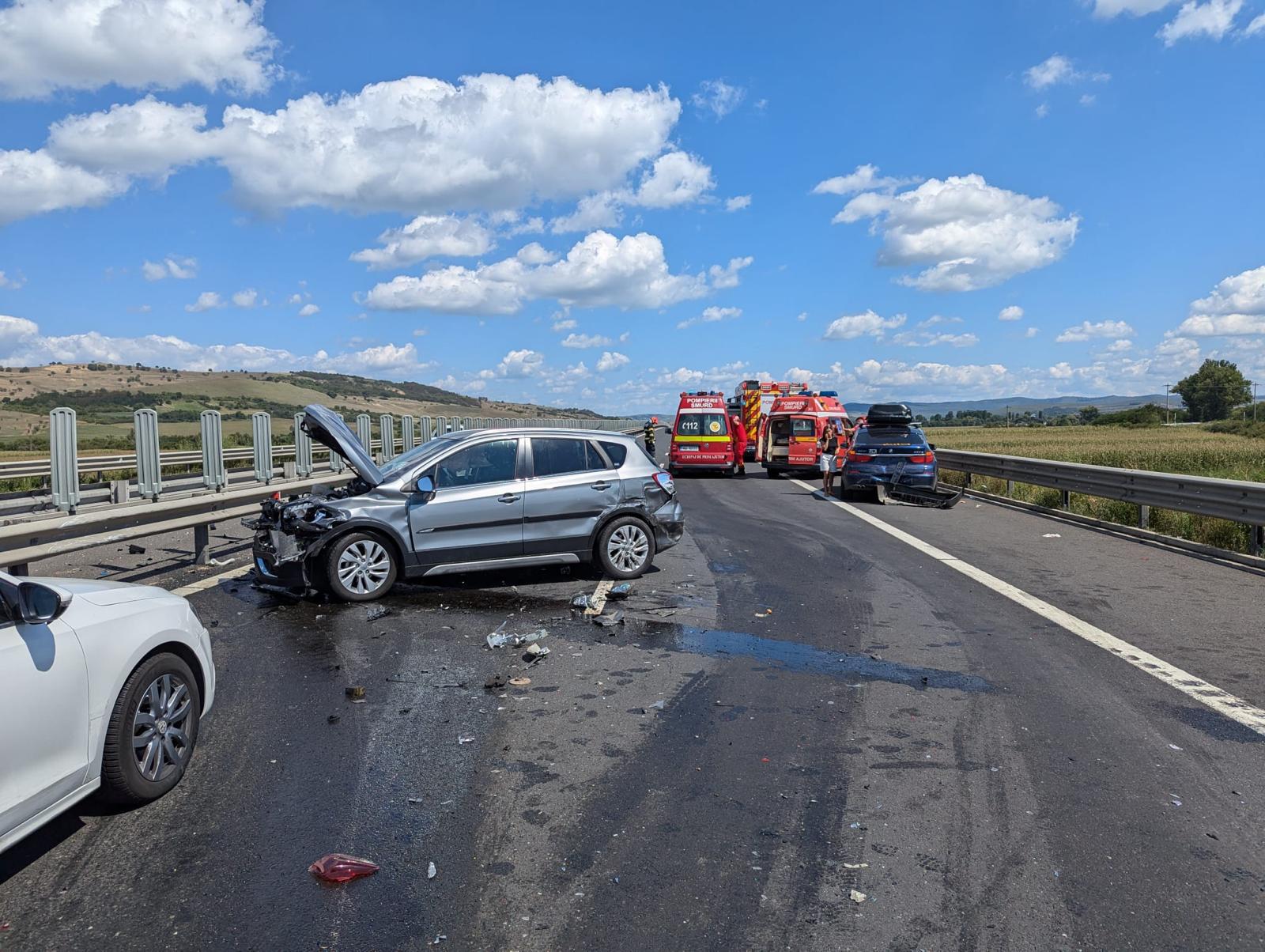 Actualizare. Cauza accidentului cu 5 mașini de pe A1: nepăstrarea distanței de siguranță
