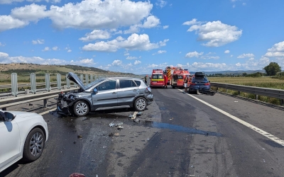 Actualizare. Cauza accidentului cu 5 mașini de pe A1: nepăstrarea distanței de siguranță