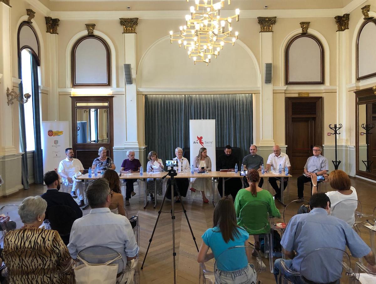 A doua ediție a Festivalului Ars Sacra, la Sibiu: Ziua Bisericilor Deschise, expoziții, concerte, lansări de carte și tururi ghidate