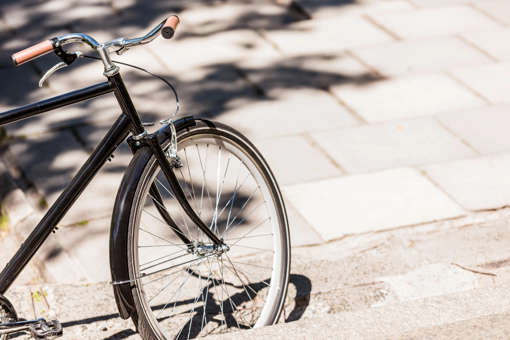 Un biciclist de 74 de ani din Merghindeal a murit după ce a virat la stânga fără să se asigure și a fost lovit de un tir