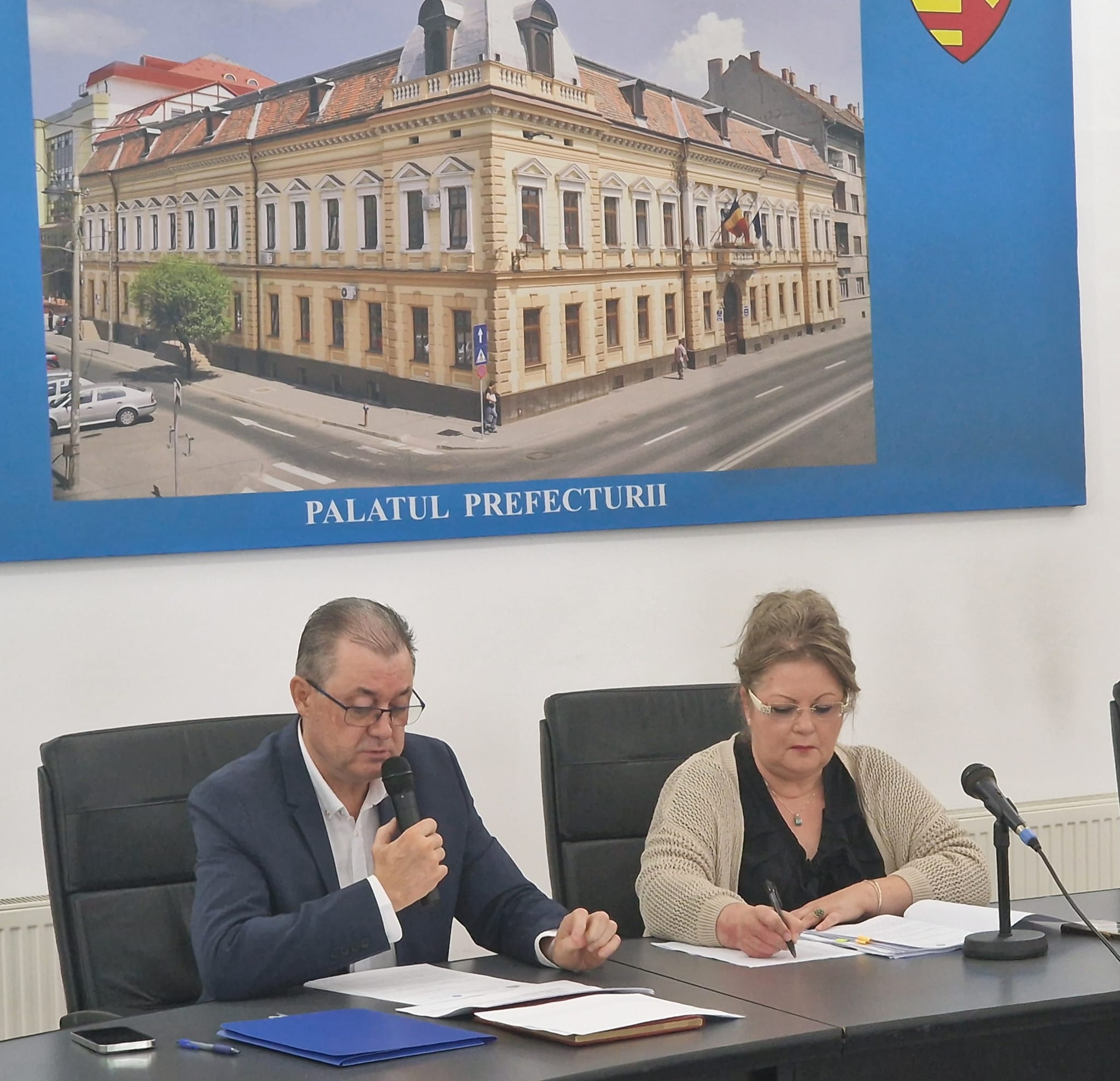 Școala din Poiana Sibiului își mută toaleta din curte cu peste 300.000 de lei. Șeful ISJ: „Lucrările au început”
