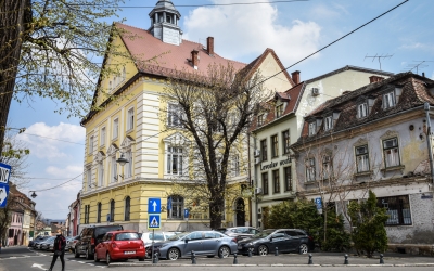 Rectificarea bugetului județului Sibiu: un plus de 43 de milioane de lei pentru Spitalul județean, subvenții pentru aeroport și bani pentru amenjarea de parcări la ieșirea din Sibiu spre Păltiniș