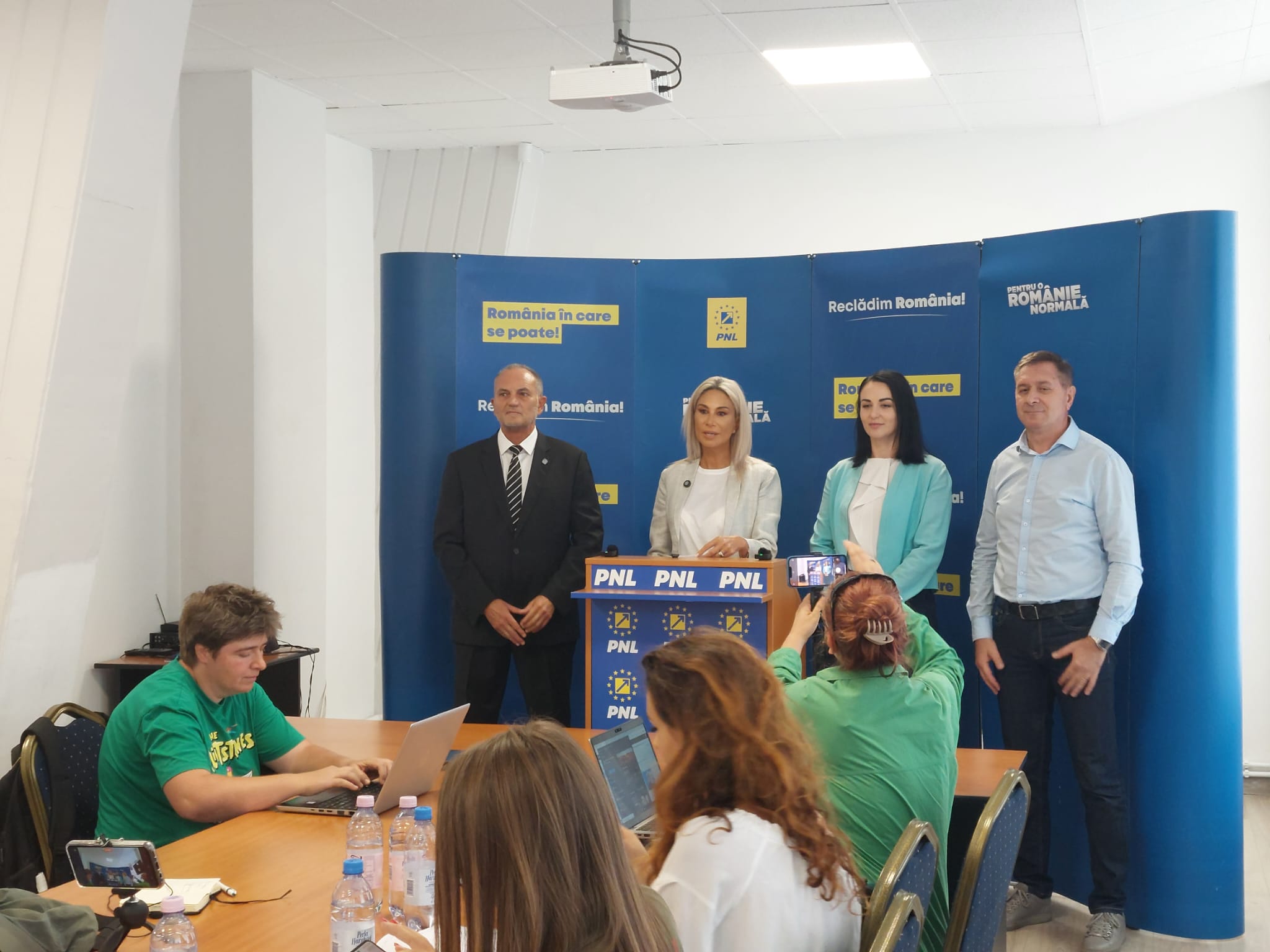 Raluca Turcan anunță o nouă majorare a pensiilor de la 1 ocrombrie prin neimpozitarea celor sub 3000 de lei. „Poate să se întâmple și de la o zi la alta dacă există voință politică”