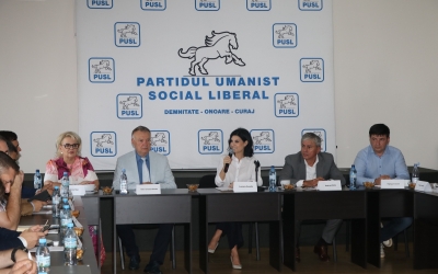 Faraon: Sunt aproximativ 750.000 de companii în România, 91% sunt microîntreprinderi. Invit guvernanții la prudență și responsabilitate când iau decizii privind stabilirea modului de impozitare