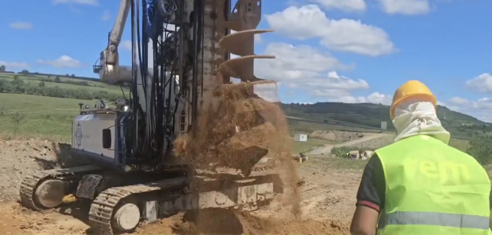 Constructorul turc a început lucrările la viaductul Boița de pe lotul 2 al autostrăzii Sibiu – Pitești