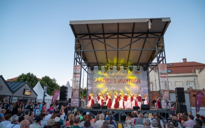Astăzi debutează cea de-a 49-a ediție a Festivalului Internațional de Folclor „Cântecele Munților”, de la Sibiu