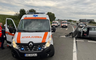 Accident cu patru răniți la ieșirea din Șelimbăr în DN1
