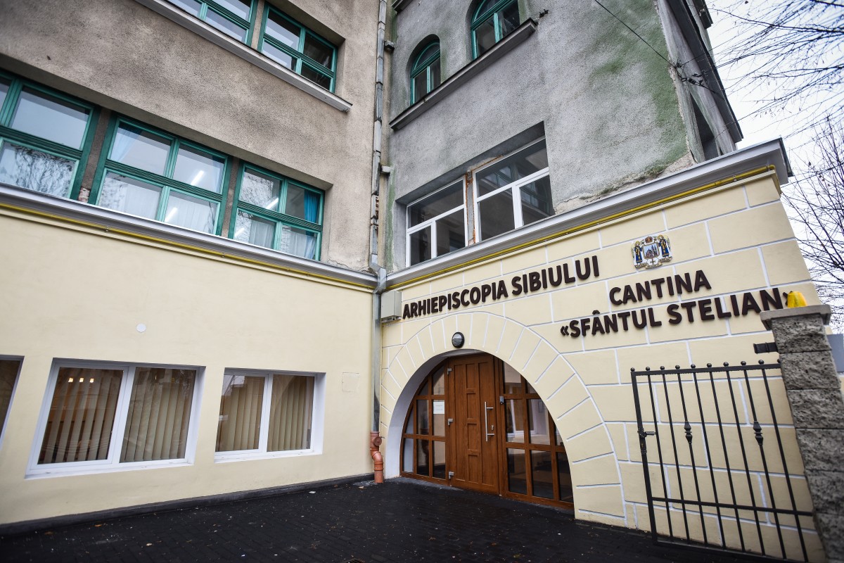 Se fac angajări la cantina Arhiepiscopiei Sibiu. Se caută bucătar, ajutor de bucătar și personal de curățenie