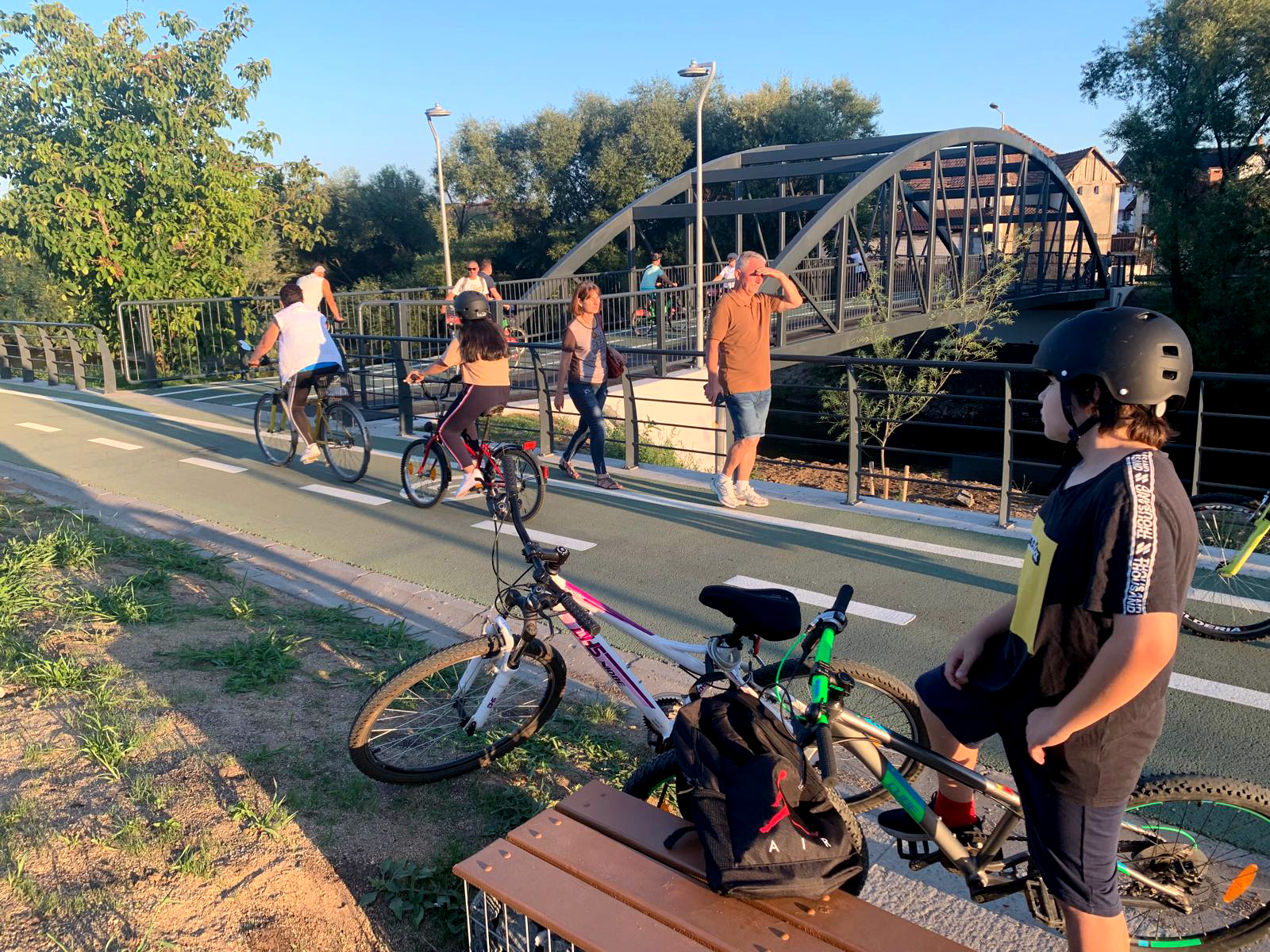 La Sibiu, cultura bate infrastructura. De ce renunță elevii să meargă cu bicicleta?