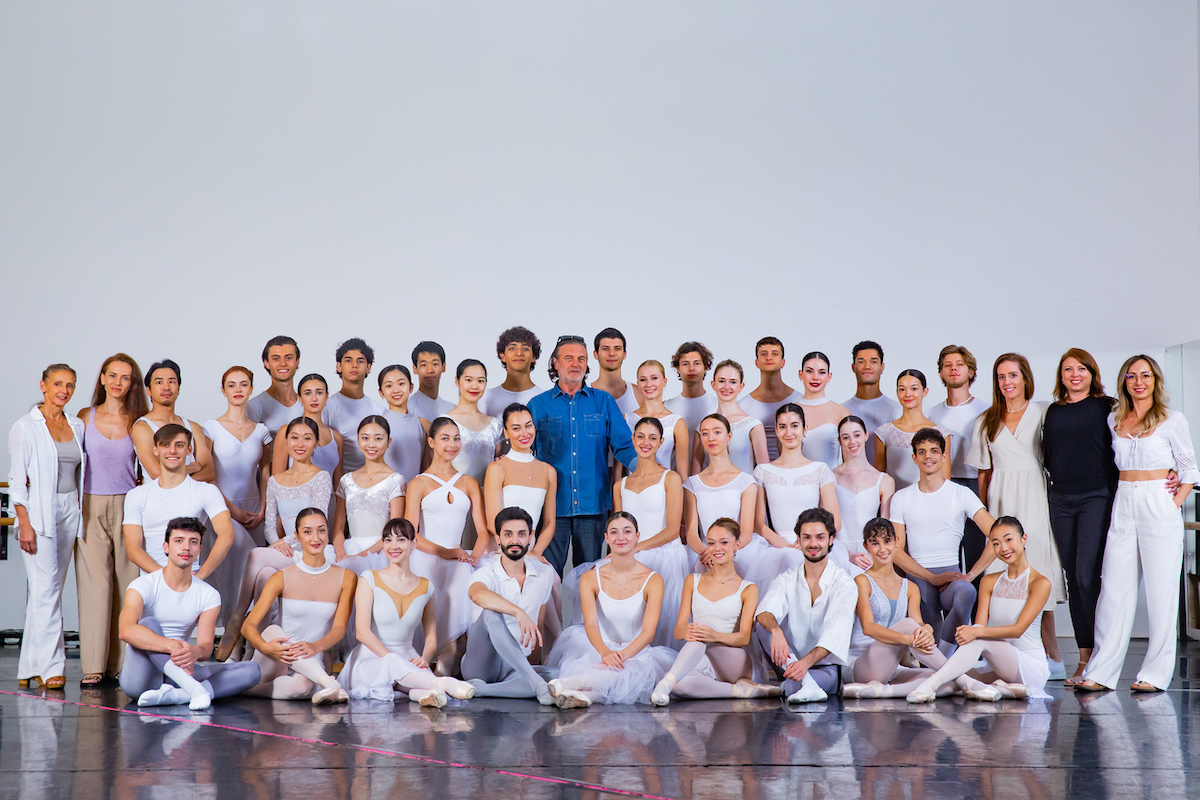 DinDor’NdoR”, un spectacol de Gigi Căciuleanu, cu premiera în FITS, deschide stagiunea 2024-2025 la Teatrul de Balet Sibiu