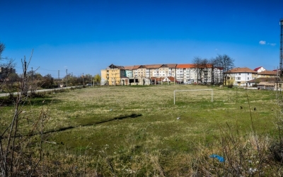 Polițiștii locali au somat 72 de proprietari de terenuri din Sibiu să le curețe. Doar 25 s-au conformat