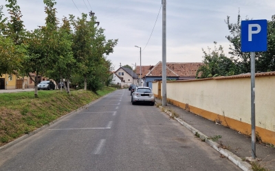 ACTUALIZARE Pe Muncitorilor nu locatarii parchează ”pe dos”, ci primăria a rămas fără vopsea: ”Să le fie rușine celor care au făcut aluzie la Caracal”