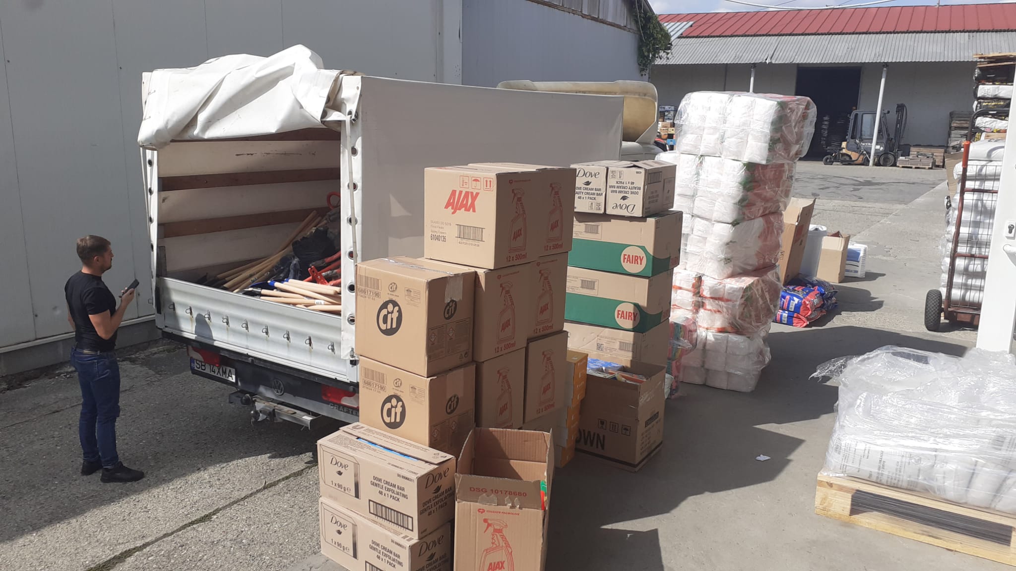 Mitropolia trimite șapte microbuze cu ajutoare pentru sinistrații din Galați și Vaslui. Sibienii pot dona și ei, duminică, în biserici