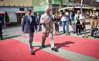 Ghiță Ciobanu, după ce Regele Charles a anunțat că angajează un cioban pentru oile sale. ”Și eu am tot 2.000 de oi, ca regele. M-am uitat de salariu în anunț, dar nu scrie”