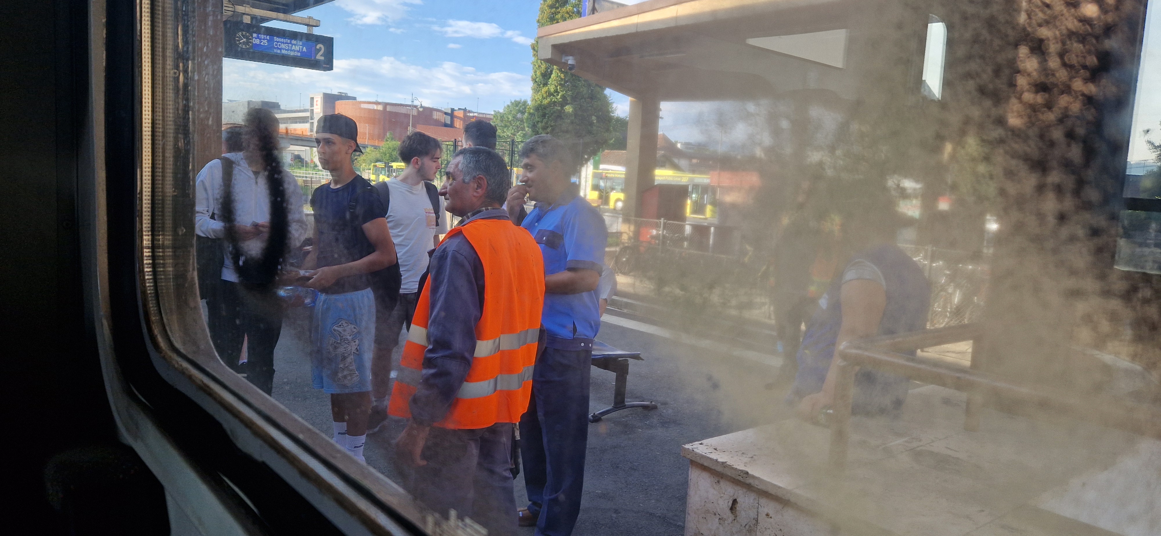 Firme din România, Germania, Austria și Franța vor să introducă trenurile pentru navetiști, inclusiv la Sibiu. Luptă pentru un contract de 16 milioane de lei