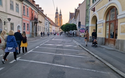 Două zile de centru liber de mașini în Sibiu. Reacții culese: de la „e urât, foarte urât” la „efectiv, rai am simțit”