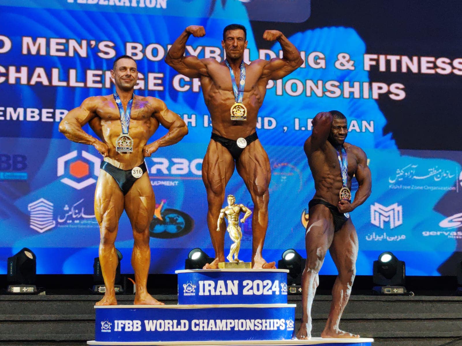 Marcel Manea, polițist local din Sibiu, medalie de aur la Campionatul Mondial de Bodybuilding și Fitness din Iran
