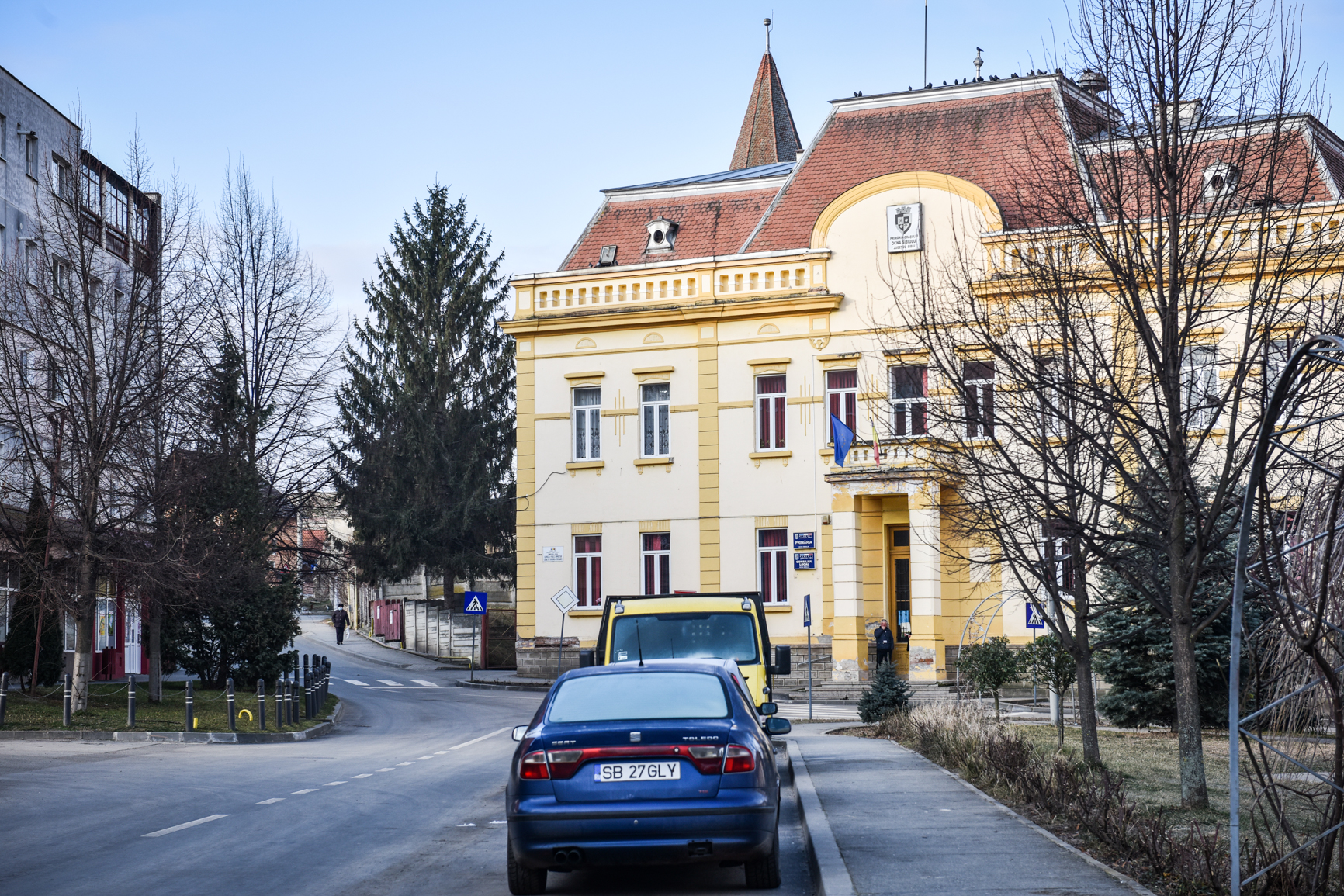 Primăria Ocna Sibiului urmează să achiziționeze dotările în cadrul obiectivului de investiții „Extindere, reabilitare și dotare Centru Cultural Ocna Sibiului”: Echipamente pentru scenă