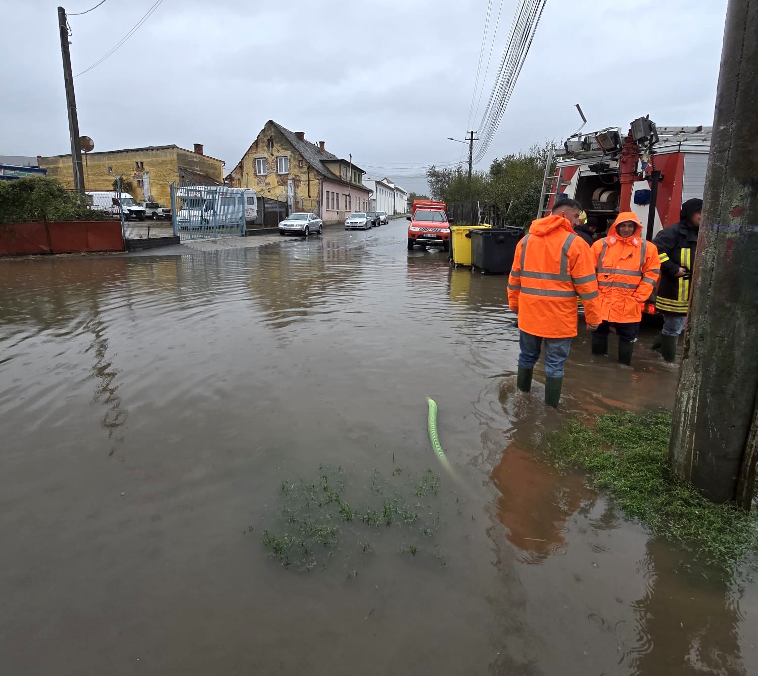 Inundațiile din Cisnădie. Noul primar anunță verificarea lucrărilor efectuate: ”Va trebui să intervenim să aducem la normalitate”