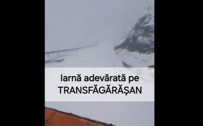 Ninge abundent pe Transfăgărășan. Doi centimetri de zăpadă la Bâlea Lac