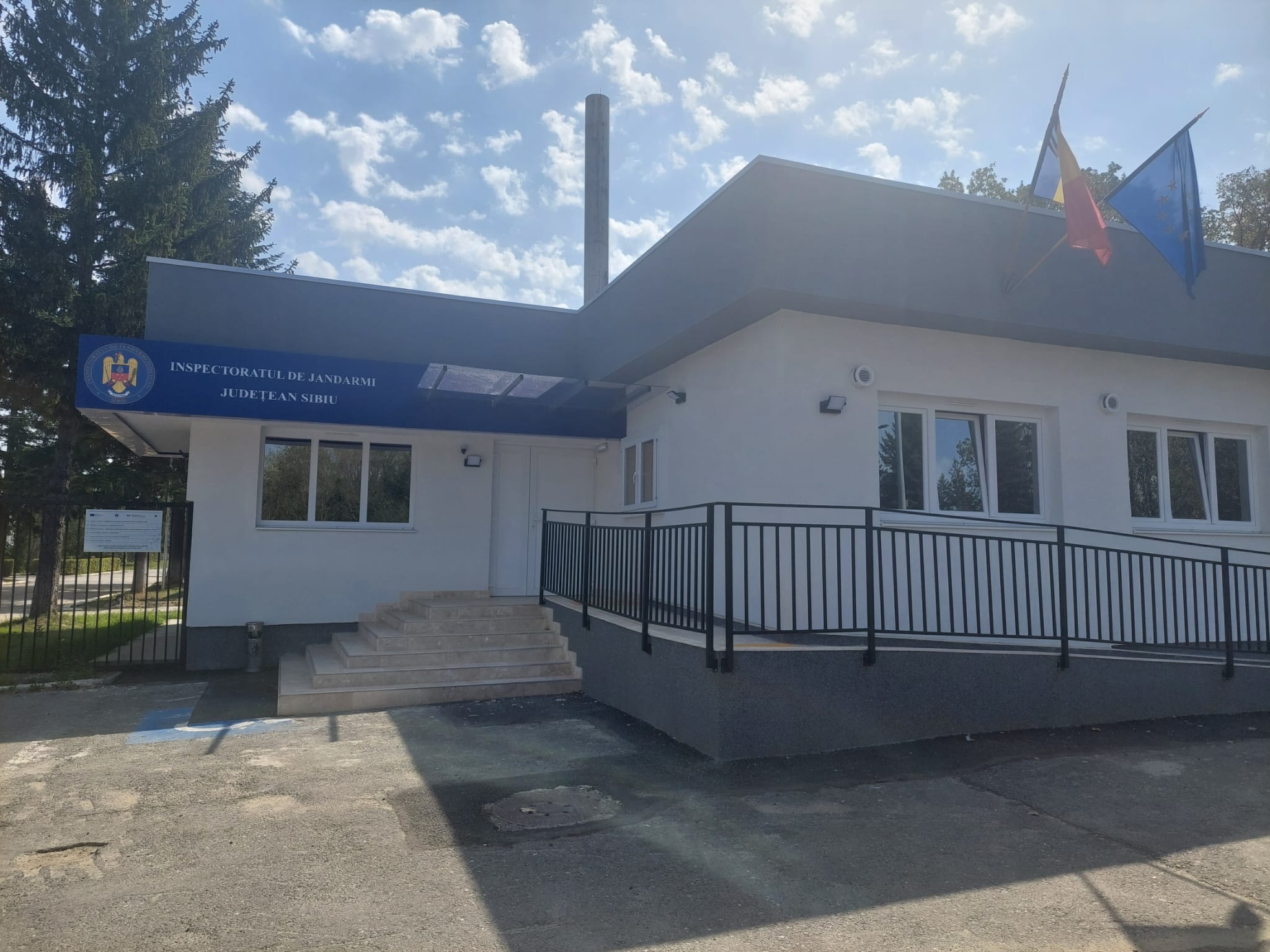 Proiect finalizat cu un an jumătate mai devreme față de termen la Jandarmeria Sibiu: Punctul Control Acces a fost renovat și eficientizat cu 2,3 milioane de lei