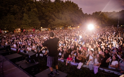 Peste 20.000 de participanți la festivalul ”I Love Șopa”. 14.000 au venit cu autobuzul