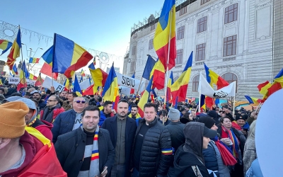 Miting AUR în București: George Simion estimează 50 de mii de participanți. Din Sibiu participă 300 de oameni