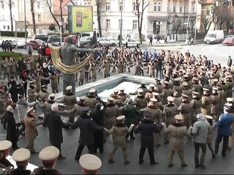 Hora Unirii în fața Cercului Militar. Lista evenimentelor organizate la Sibiu cu ocazia Micii Uniri