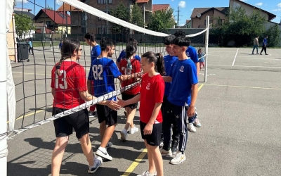 Elevii Școlii nr. 23, Sibiu, sprijiniți de cel mai mare program educațional. Aproape 700.000 lei sunt folosiți în trei ani pentru integrare și reducerea abandonului școlar