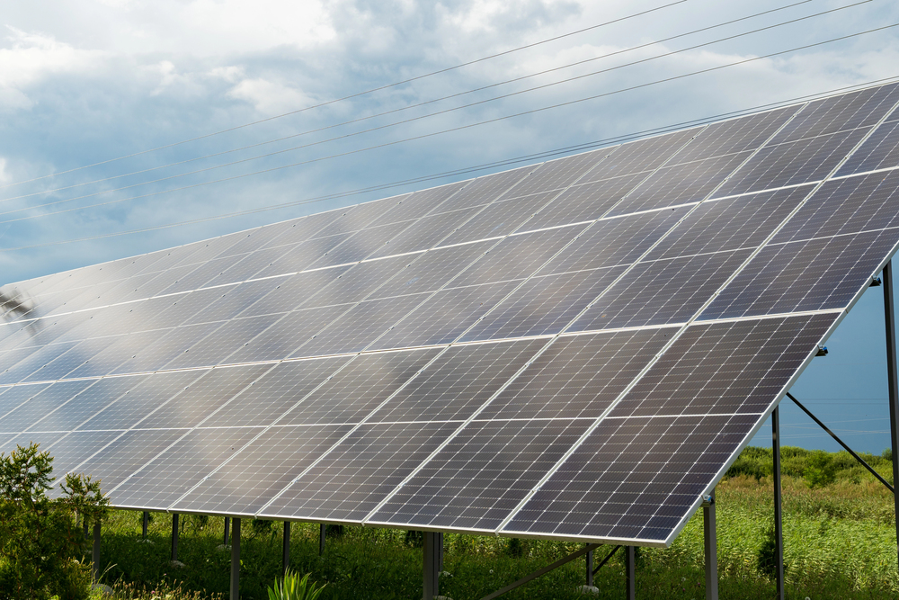 Energia fotovoltaică a depășit pentru prima dată cărbunele în UE în 2024