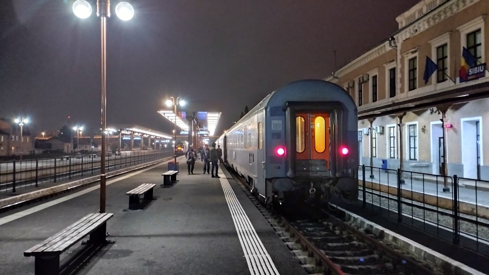 Ceferiștii amenință cu întreruperea activității dacă nu se repun în circulație, de la 1 februarie, trenurile de călători anulate de CFR Călători