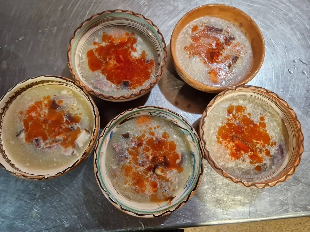 „Răceala piftiilor” în acest weekend, în Muzeul Astra. Răciturile vor fi preparate după rețete tradiționale din Mărginimea Sibiului, Țara Secașelor și Valea Târnavelor