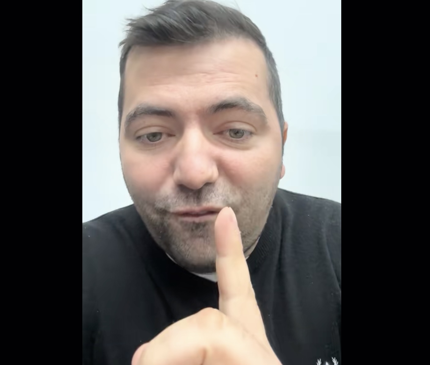 Prundurel minte. Un consilier local AUR din Avrig susține că Alba a depășit Sibiul la salariul mediu net. Iar când e prins cu minciuna găsește rapid altele