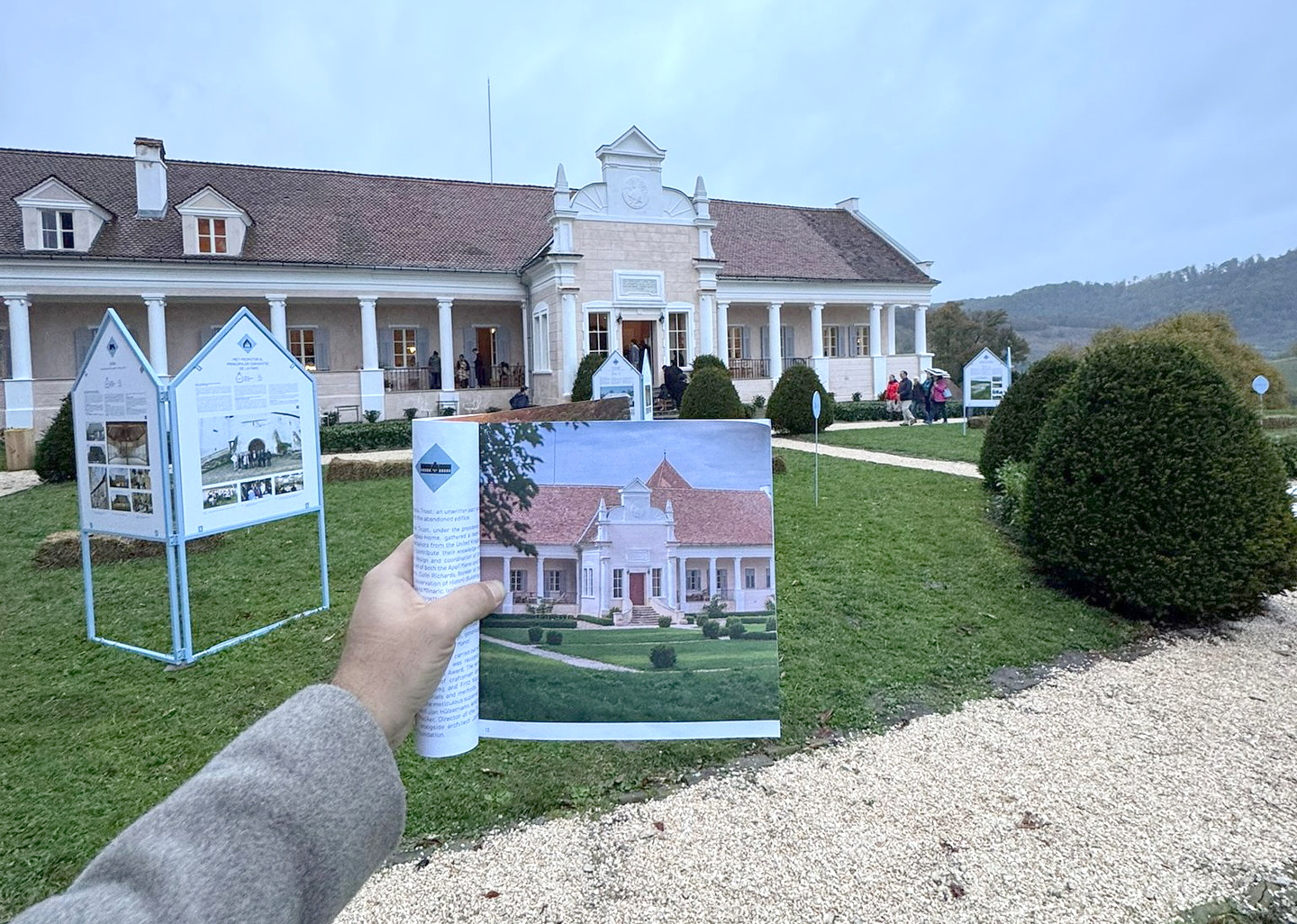 Ambasadorul Marii Britanii, la aniversarea Mihai Eminescu Trust: Zona Sibiului a avut o istorie nu întotdeauna fericită