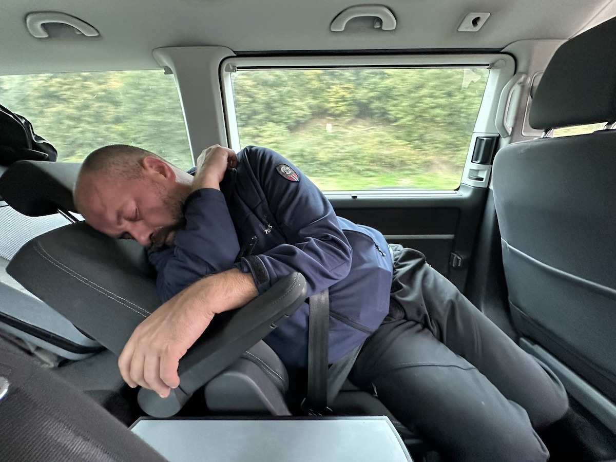 Echipa Muzeului Astra, premiată la Bruxelles, a ales să meargă cu mașina, să ridice premiul: Cu avionul săream de 2000-3000 de euro