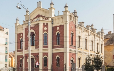 Sinagoga din Sibiu, deschisă pentru public sâmbătă seara: Deschidem larg porțile pentru a împărtăși bogată noastră cultură și tradiții