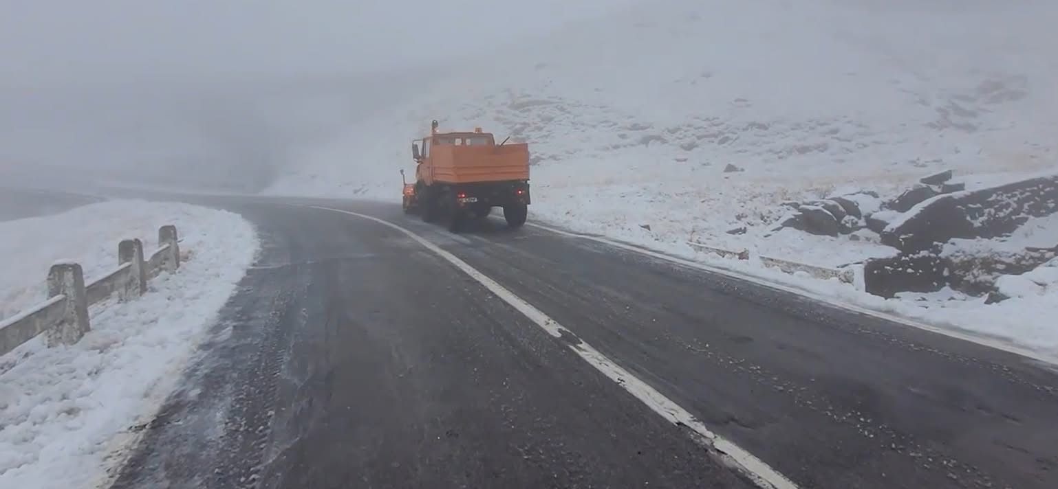 Circulația pe Transfăgărășan s-a închis mai devreme în acest an. CNAIR: Se pot produce fenomene meteorologice extreme în orice moment