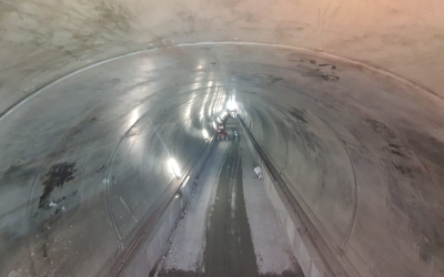 FOTO “Alina și Daniela sunt gata”. Structurile de rezistență ale tunelurilor de pe tronsonul 4 al autostrăzii Sibiu – Pitești sunt finalizate