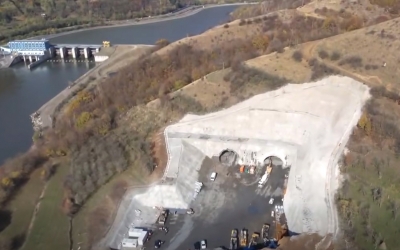 Autostrada Sibiu-Pitești: Au început operațiunile de dinamitare necesare construcției tunelului Robești, pe secțiunea 2 Boița - Cornetu