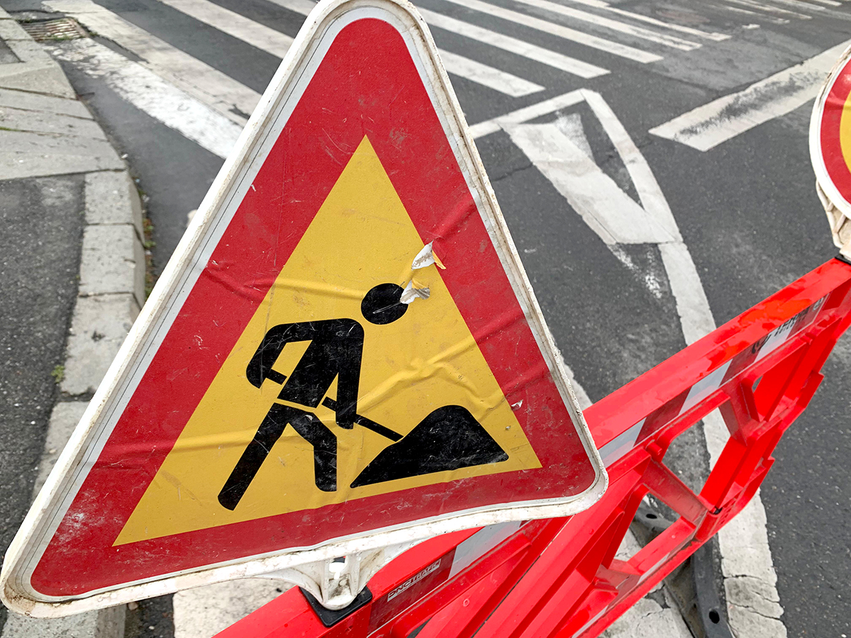 Strada Rennes, închisă încă o lună. Primăria Sibiu anunță noi lucrări care vor afecta traficul