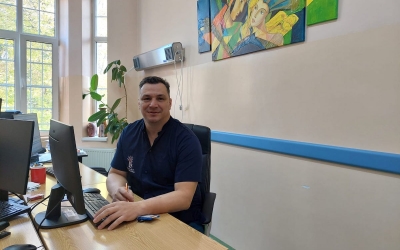 Supraaglomerare în policlinica de ortopedie pediatrică din Sibiu. Dr. Daniel Constantin: „Tratăm nu doar pacienții, ci și frica părinților”