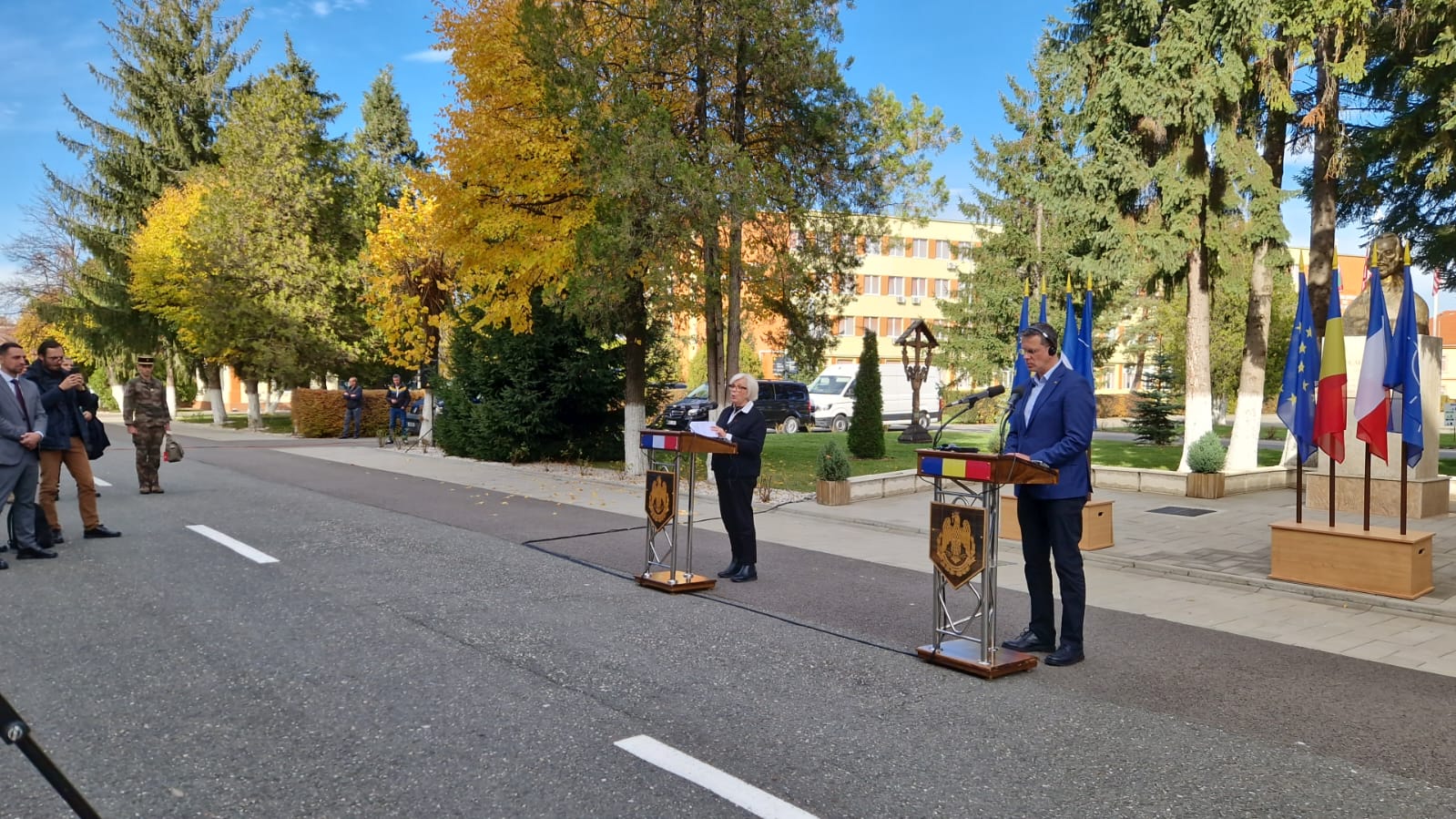 Ministrul francez al apărării, în vizită la Sibiu. Franța are peste 3.000 de soldați, în acest moment, la Cincu